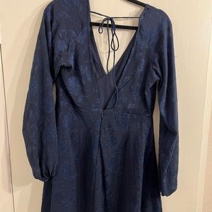 Lulus cocktail dress in navy size large